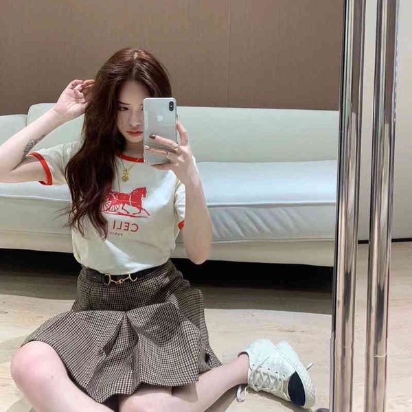 family spring and summer new couple classic carriage printing contrast color round neck short sleeve t-shirt for men, White
family spring and summer new couple classic carriage printing contrast color round neck short sleeve t-shirt for men, White