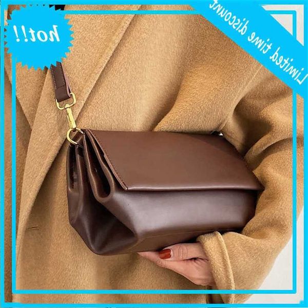 fashion saddle for women shoulder 2021 winter small crossbody bags pu leather bag female
fashion saddle for women shoulder 2021 winter small crossbody bags pu leather bag female