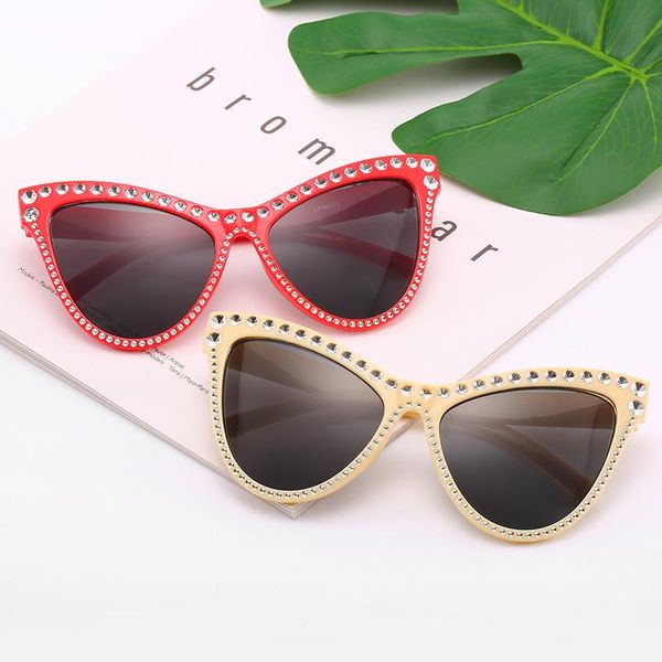 sunglasses 2021 fashion rhinestone cat eye women vintage gradient glasses retro sun female eyewear uv400, White;black
sunglasses 2021 fashion rhinestone cat eye women vintage gradient glasses retro sun female eyewear uv400, White;black