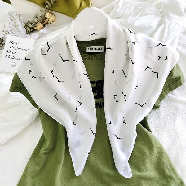 new style korean-style imitated silk fabric silk scarves female versitile fashion printed 70*70 small square towel fashion decor, Blue;gray
new style korean-style imitated silk fabric silk scarves female versitile fashion printed 70*70 small square towel fashion decor, Blue;gray