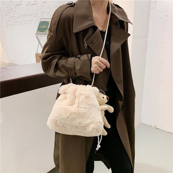 new autumn winter women bag 2021 fashion personality cute plush bucket pack solid color large capacity crossbody package d730
new autumn winter women bag 2021 fashion personality cute plush bucket pack solid color large capacity crossbody package d730