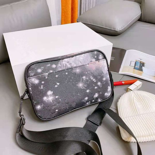 aging camera series star inclined women men genuine leather purses handbags handbag shoulder bucket bags woman new bag fashion
aging camera series star inclined women men genuine leather purses handbags handbag shoulder bucket bags woman new bag fashion