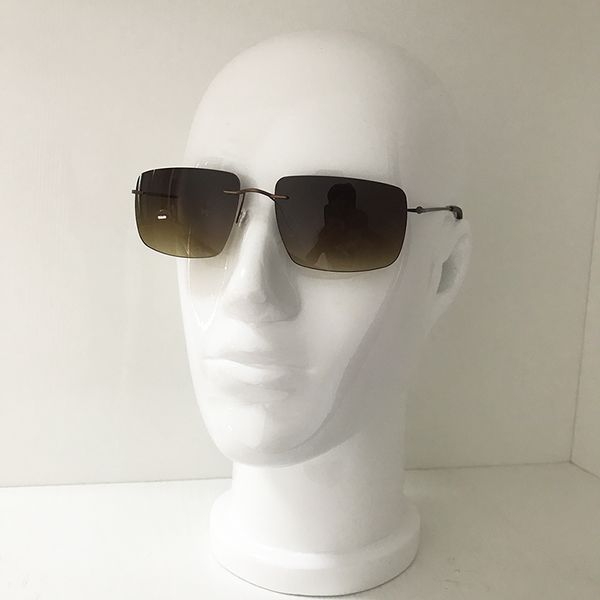 2020 new arriving light sunglasses men fashion designer titan metal frame brown gradient lens 60 140mm
2020 new arriving light sunglasses men fashion designer titan metal frame brown gradient lens 60 140mm
