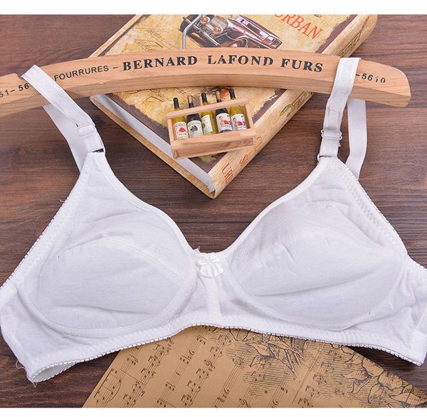 women no rims bra soft cotton underwear lace lingerie plus size bralette breast 36 - 46 a b cup bh t shirt c13 d05, Red;black
women no rims bra soft cotton underwear lace lingerie plus size bralette breast 36 - 46 a b cup bh t shirt c13 d05, Red;black