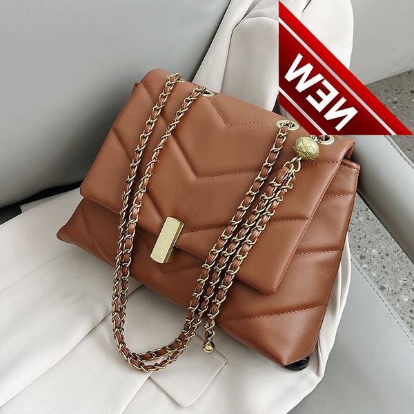 vintage chain designer pu leather crossbody bags for women 2022 winter women's trend handbags branded trending cross body bag
vintage chain designer pu leather crossbody bags for women 2022 winter women's trend handbags branded trending cross body bag