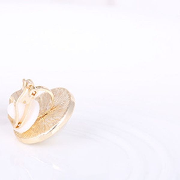 jiolovely wedding golden imitation pearl rhinestone ear cuff clip on earring for women bridal non pierced earrings, Silver
jiolovely wedding golden imitation pearl rhinestone ear cuff clip on earring for women bridal non pierced earrings, Silver