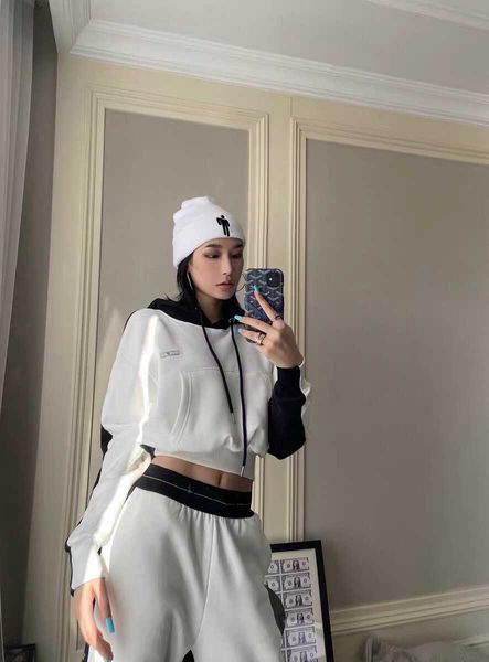 fashion women suit 20aw new sport style elegant stylish wonens slim hoodies casaul pants designers two-piece set black size s-l, White
fashion women suit 20aw new sport style elegant stylish wonens slim hoodies casaul pants designers two-piece set black size s-l, White