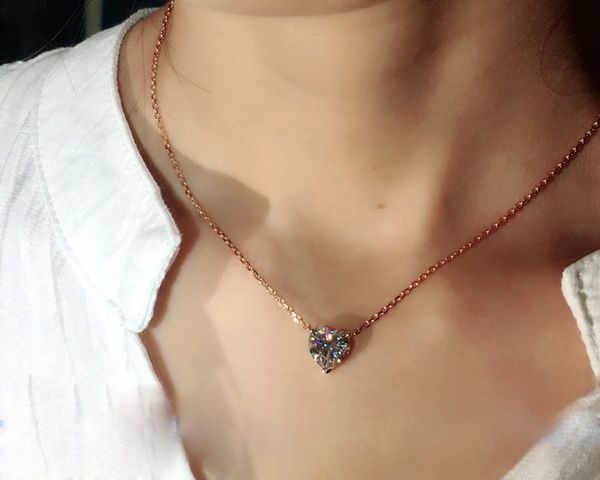 simple women jewelry shining cz heart pendant necklace clear sparkling cubic zircon necklace for wedding engagement, Silver
simple women jewelry shining cz heart pendant necklace clear sparkling cubic zircon necklace for wedding engagement, Silver