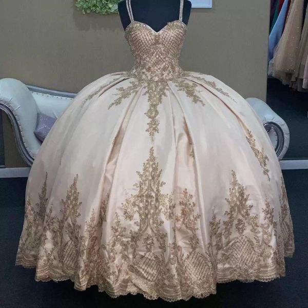 gold applique quinceanera dresses spaghetti straps 2022 sparkly sequins beaded satin custom made floor length sweet 16 formal pageant ball g, Blue;red
gold applique quinceanera dresses spaghetti straps 2022 sparkly sequins beaded satin custom made floor length sweet 16 formal pageant ball g, Blue;red