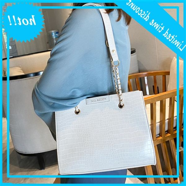 new trendy chain alligator texture women crossbody cups luxury pu leather handbags shoppers pure color casual shoulder bag
new trendy chain alligator texture women crossbody cups luxury pu leather handbags shoppers pure color casual shoulder bag