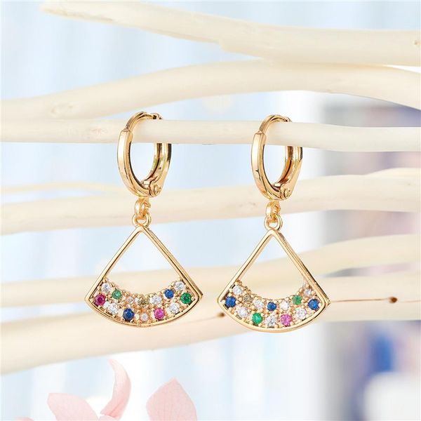 1pair new hollow rainbow rhinestone triangle hoop earrings for women simple shiny crystal geometric fan stud earrings jewelry, Golden;silver
1pair new hollow rainbow rhinestone triangle hoop earrings for women simple shiny crystal geometric fan stud earrings jewelry, Golden;silver