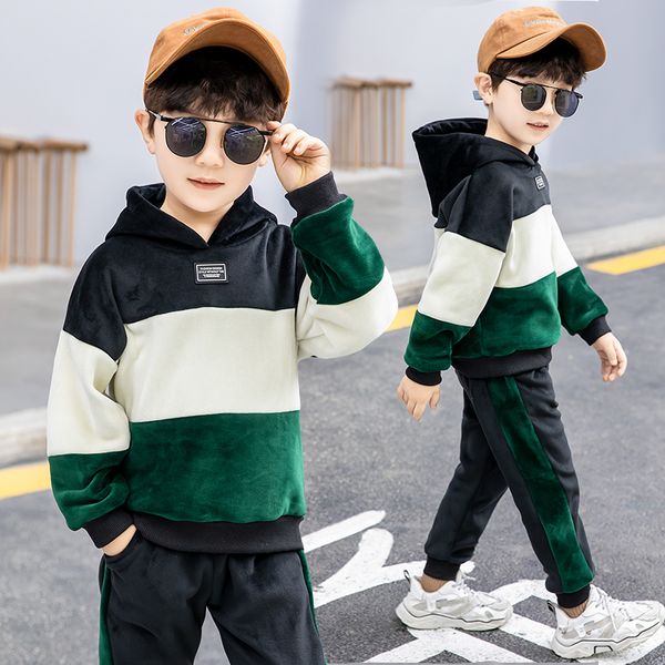 suit 2020 new boys' autumn and winter foreign style velvet two piece set thickened fashionable children's wear, White
suit 2020 new boys' autumn and winter foreign style velvet two piece set thickened fashionable children's wear, White