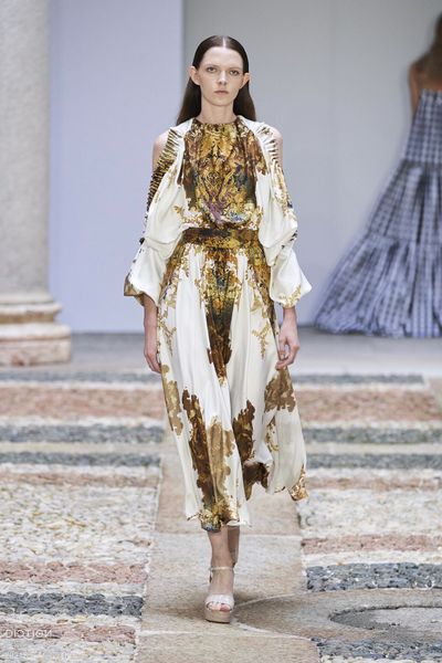 european and american early spring 2021 new french temperament foreign trade women's print dress long skirt waist tie loose shoulder, Black
european and american early spring 2021 new french temperament foreign trade women's print dress long skirt waist tie loose shoulder, Black