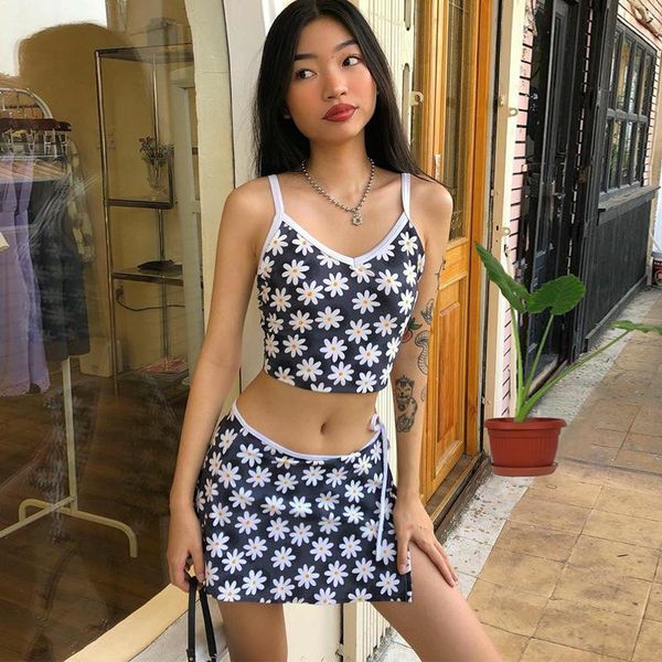 crop set women summer 2021 spaghetti strap and skirt daisy two piece club outfits ensemble femme, Black;white
crop set women summer 2021 spaghetti strap and skirt daisy two piece club outfits ensemble femme, Black;white