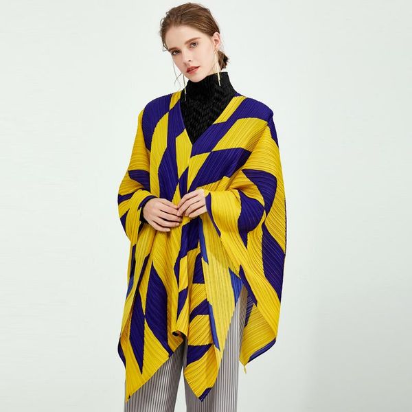 women's blouses & shirts miyake pleats 2021 geometric graphic print shirt women v-neck shoulder summer sleeve trench coat pancho windb, White
women's blouses & shirts miyake pleats 2021 geometric graphic print shirt women v-neck shoulder summer sleeve trench coat pancho windb, White