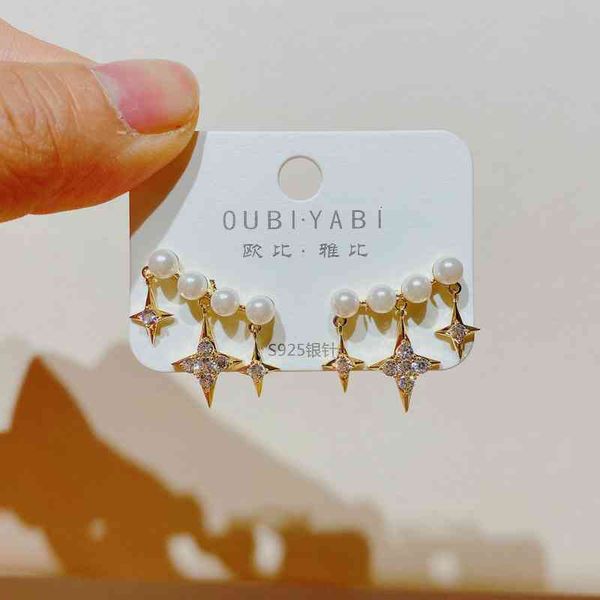 earrings charms obi yabi's sweet net red fashion temperament exaggerated personality lady pearl star 7289, Golden
earrings charms obi yabi's sweet net red fashion temperament exaggerated personality lady pearl star 7289, Golden