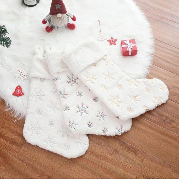 2019 snowflake stocking socks ornaments new santa snowman christmas decorations party decoration natal supplies gift1
2019 snowflake stocking socks ornaments new santa snowman christmas decorations party decoration natal supplies gift1