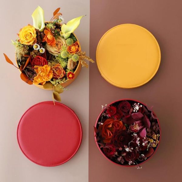 round leather flowers gift wrapping boxes wedding party home storage box display new year decor flower arrangement gift box
round leather flowers gift wrapping boxes wedding party home storage box display new year decor flower arrangement gift box