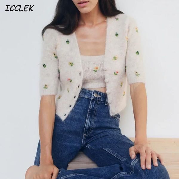 women's two piece sweaters cardigan jumpers cropped sweaters female short sleeves beading embroidery knitted jackets floral coat, White;black
women's two piece sweaters cardigan jumpers cropped sweaters female short sleeves beading embroidery knitted jackets floral coat, White;black