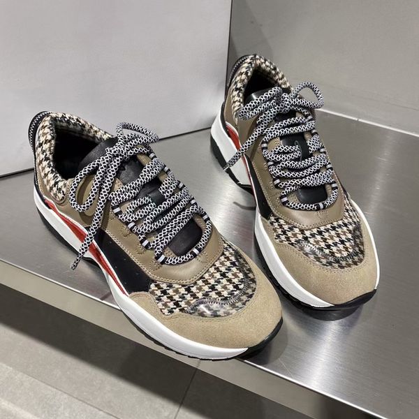 popular high-end breathable mesh fabric, fresh and natural, fashionable leisure sports style, tpu two-color rubber sole sports casual shoes, Black
popular high-end breathable mesh fabric, fresh and natural, fashionable leisure sports style, tpu two-color rubber sole sports casual shoes, Black