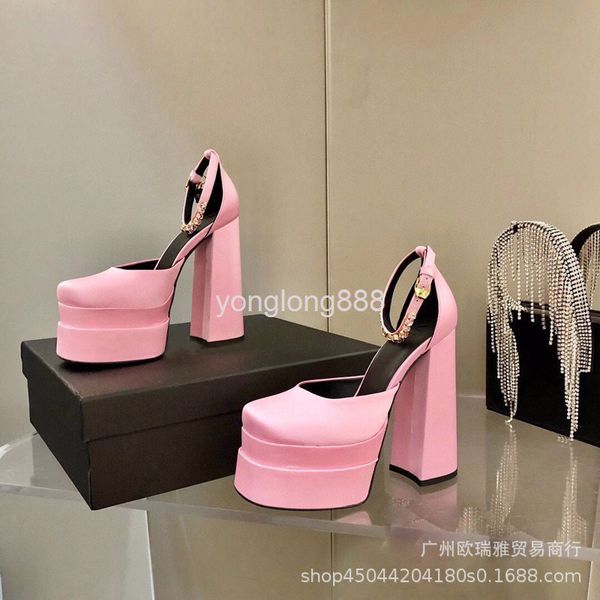 dress shoes summer high-heeled double-layer water table buckle square head hollow women's baotou sandals, Black
dress shoes summer high-heeled double-layer water table buckle square head hollow women's baotou sandals, Black