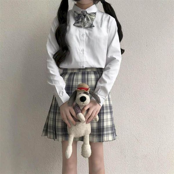 white bottoming shirt autumn and winter new japanese college style small fresh female student blouse korean loose wild blouse
white bottoming shirt autumn and winter new japanese college style small fresh female student blouse korean loose wild blouse