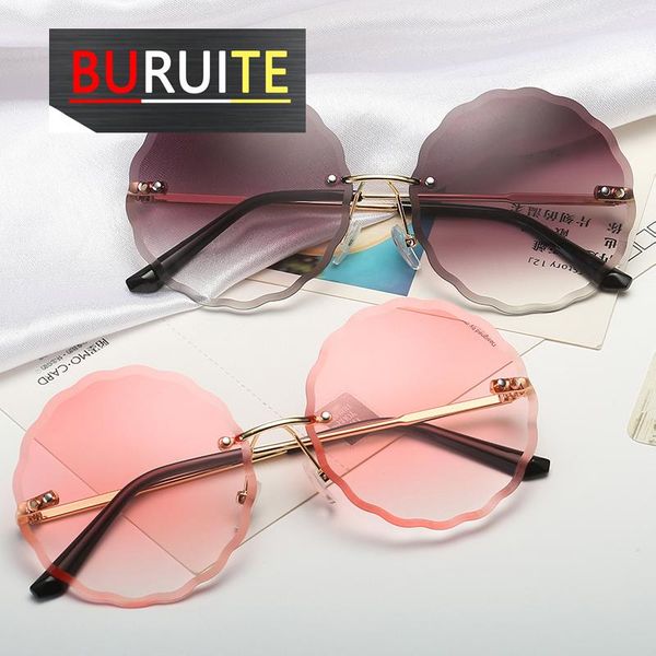 sunglasses polygonal trimming metal frameless copying lace ladies marine film uv sun glasses, White;black
sunglasses polygonal trimming metal frameless copying lace ladies marine film uv sun glasses, White;black