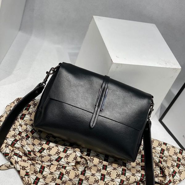 cross body first layer cowhide bag women 2021 genuine leather shoulder large capacity messenger purses and handbag
cross body first layer cowhide bag women 2021 genuine leather shoulder large capacity messenger purses and handbag