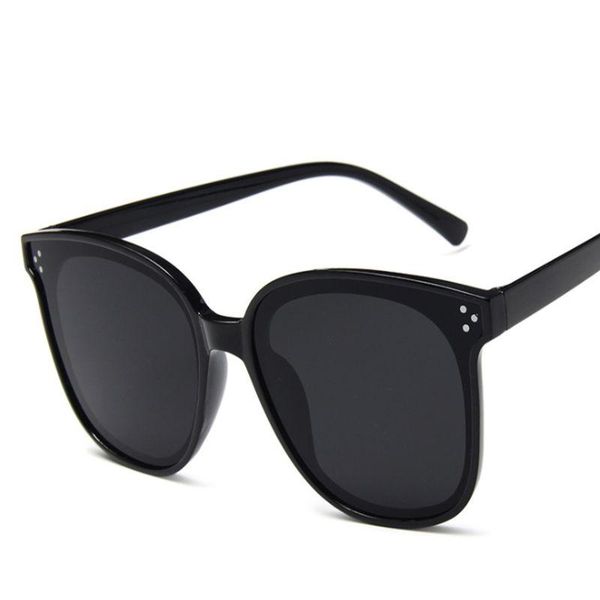 sunglasses 4 colors 2021 big box women brand designer fashion cateye frame mirror lens feminino sun glasses, White;black
sunglasses 4 colors 2021 big box women brand designer fashion cateye frame mirror lens feminino sun glasses, White;black