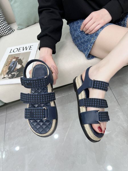 slides foam runner sandal designer slippers sliders women shoes genuine leather style pearl element size 35 40 original super soft silk uppe, Black
slides foam runner sandal designer slippers sliders women shoes genuine leather style pearl element size 35 40 original super soft silk uppe, Black