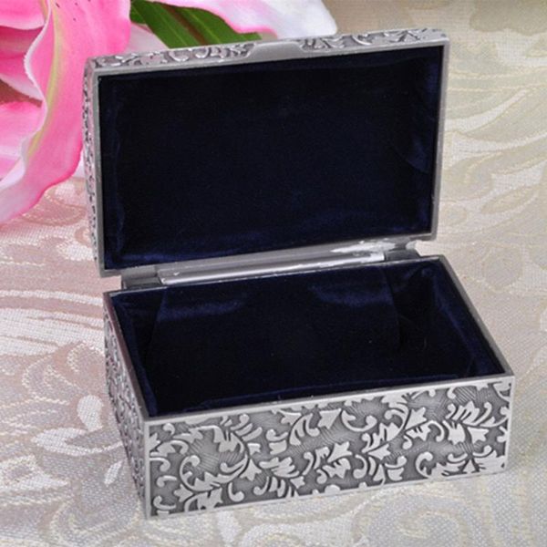 gifts vintage metal portable holder small fashion treasure bracelet trinket case storage organizer home ring jewelry box, Pink;blue
gifts vintage metal portable holder small fashion treasure bracelet trinket case storage organizer home ring jewelry box, Pink;blue