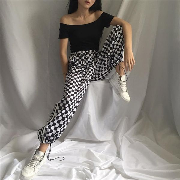 womens harajuku small square tie with stripes on both sides of vertical stripes wide leg pants casual button for women, Black;white
womens harajuku small square tie with stripes on both sides of vertical stripes wide leg pants casual button for women, Black;white