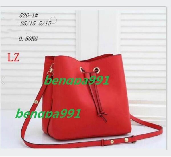 luxury fashion brand one shoulder messenger bag messenger bag lady handbag carry bag size 25x15x5x15
luxury fashion brand one shoulder messenger bag messenger bag lady handbag carry bag size 25x15x5x15