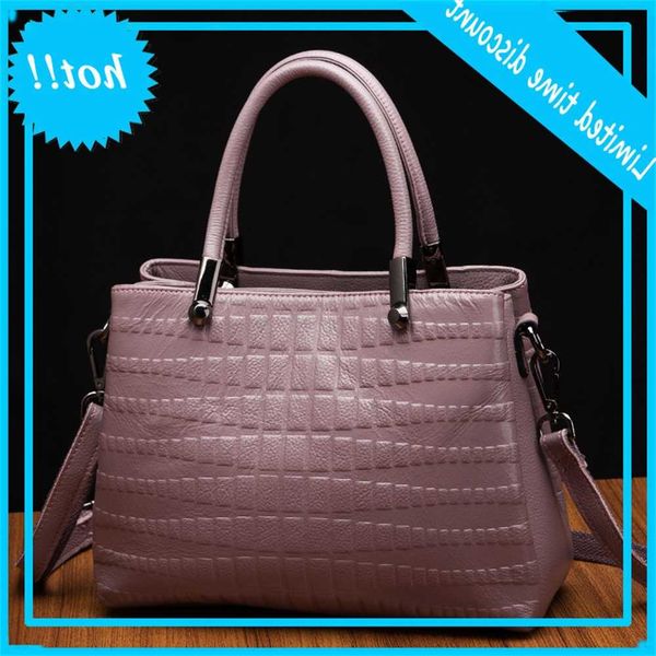 2020 new leather fashion women's handbag crocodile cowhide one shoulder straddle bag
2020 new leather fashion women's handbag crocodile cowhide one shoulder straddle bag