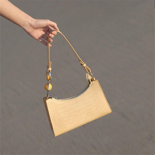 cross body niche pearl portable crocodile pattern underarm baguette female autumn 2021 fashion wild simple shoulder bag
cross body niche pearl portable crocodile pattern underarm baguette female autumn 2021 fashion wild simple shoulder bag