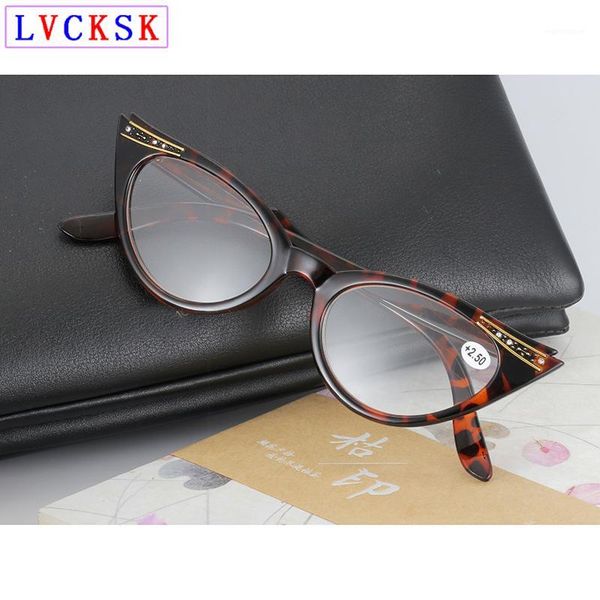 Women Cat Eyes Reading Glasses magnifier Female Fashion Diamond Design Presbyopia Spectacles Old Man Eyeglasses +1.0~+3.5 N51, White;black
Women Cat Eyes Reading Glasses magnifier Female Fashion Diamond Design Presbyopia Spectacles Old Man Eyeglasses +1.0~+3.5 N51, White;black