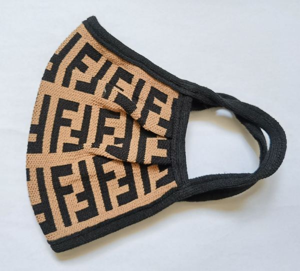 designer face print mouth-muffle knitt brand breathable masks reusable washable cycling outdoor letter mask respi
designer face print mouth-muffle knitt brand breathable masks reusable washable cycling outdoor letter mask respi