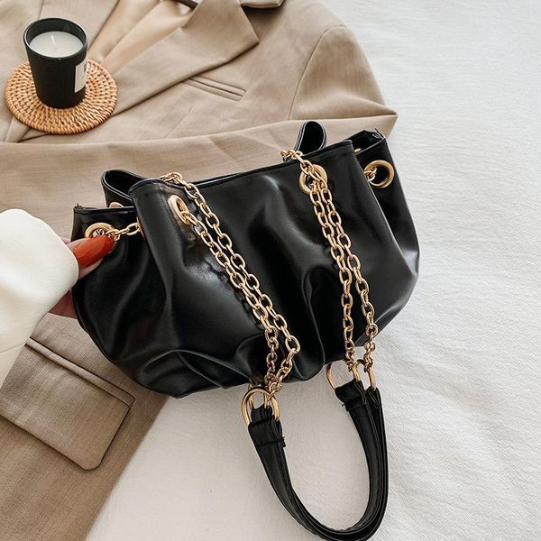 cross body chain single shoulder messenger bag pleated
cross body chain single shoulder messenger bag pleated