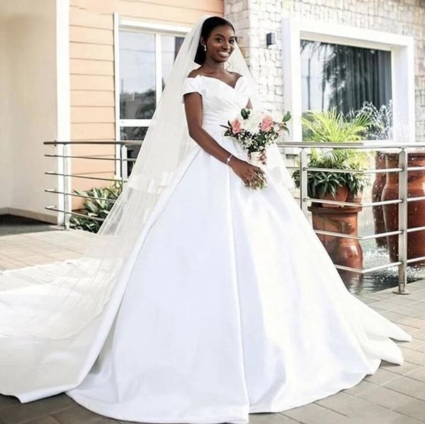arabic off shoulder ball gown wedding dresses 2021 court train satin lace up back plus size bridal gowns vestido de noiva, White
arabic off shoulder ball gown wedding dresses 2021 court train satin lace up back plus size bridal gowns vestido de noiva, White