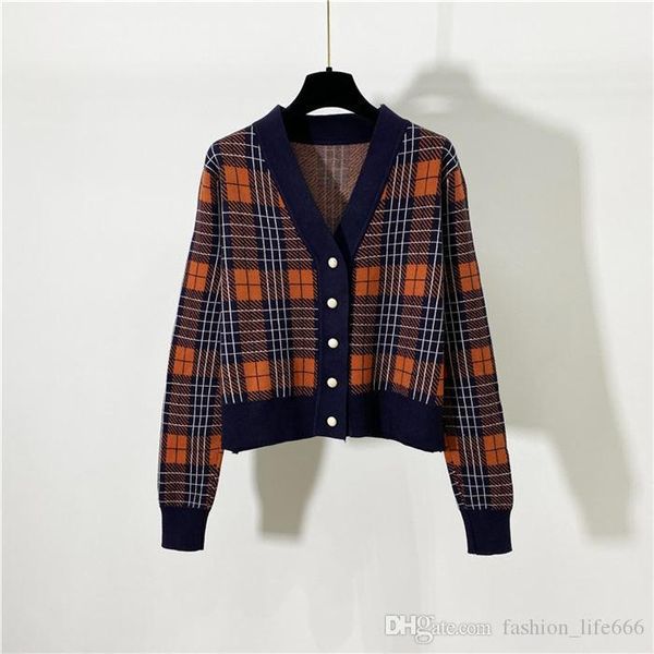 autumn and winter new designer luxury women's sweater retro plaid v-neck knitted cardigan button long-sleeved thin plaid loose short sw, White;black
autumn and winter new designer luxury women's sweater retro plaid v-neck knitted cardigan button long-sleeved thin plaid loose short sw, White;black
