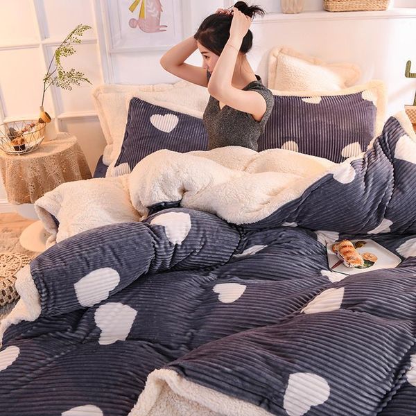 winter duvet cover bed linen pillowcase set magic velvet flannel cashmere warm heart coffee geometric bedclothes home textile1
winter duvet cover bed linen pillowcase set magic velvet flannel cashmere warm heart coffee geometric bedclothes home textile1