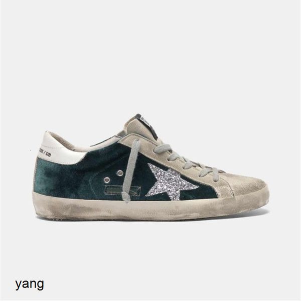 autumn winter new dark green velvet worn small dirty men's and women's lovers' casual board shoes low increase
autumn winter new dark green velvet worn small dirty men's and women's lovers' casual board shoes low increase