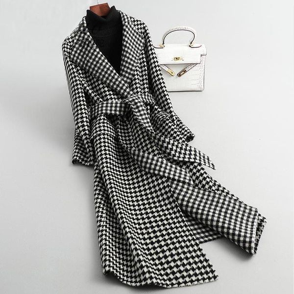 winter black and white plaid belt women's jacket warm checkered coat women 2021 thickened women's coat mid-length1
winter black and white plaid belt women's jacket warm checkered coat women 2021 thickened women's coat mid-length1