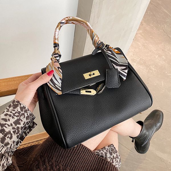 womens pouches womens 2020 autumn and winter new fashion all-matching messenger bag internet celebrity hand-carrying birkin bag
womens pouches womens 2020 autumn and winter new fashion all-matching messenger bag internet celebrity hand-carrying birkin bag