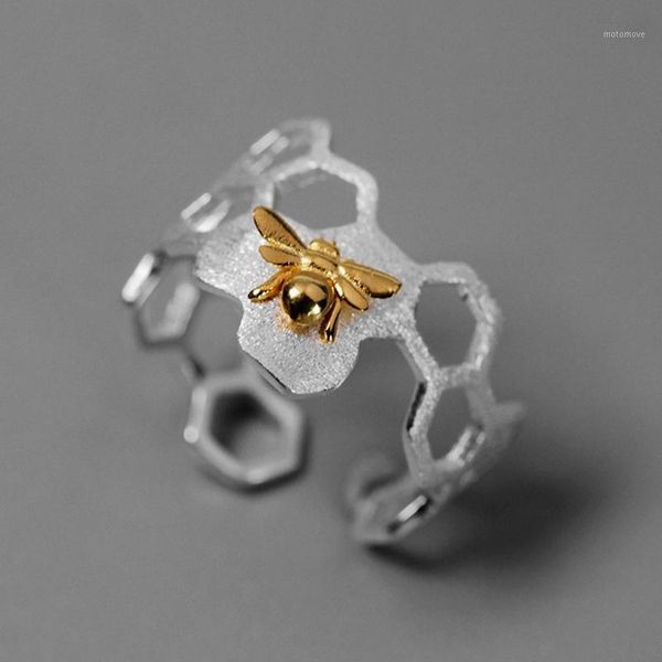 cluster rings creative honeybee nest opening ring for women hollow out geometry gold color bee accessories fashion ladies party jewelry1, Golden;silver
cluster rings creative honeybee nest opening ring for women hollow out geometry gold color bee accessories fashion ladies party jewelry1, Golden;silver