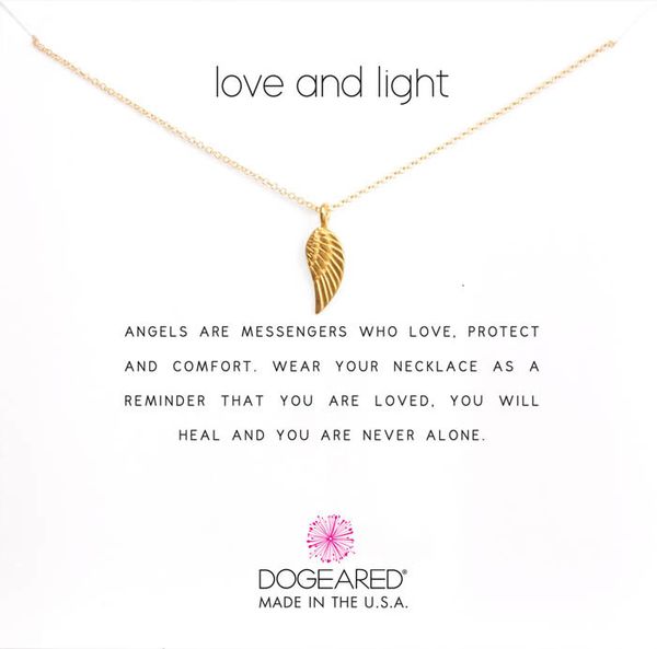 cute angel wings pendant do geared necklace with white card fashion clavicle jewelry for women
cute angel wings pendant do geared necklace with white card fashion clavicle jewelry for women