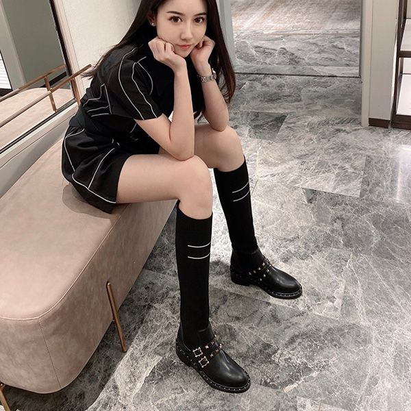 genuine real leather custom thighhigh boots with rivets flat heel shoes ladies slipon flat motorcycle boots, Black
genuine real leather custom thighhigh boots with rivets flat heel shoes ladies slipon flat motorcycle boots, Black