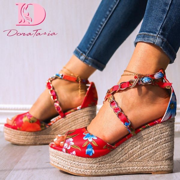 9 colors new 2020 big size 43 for drop ship summer sandals woman print platform wedge high heels party women shoes t200515, Black
9 colors new 2020 big size 43 for drop ship summer sandals woman print platform wedge high heels party women shoes t200515, Black