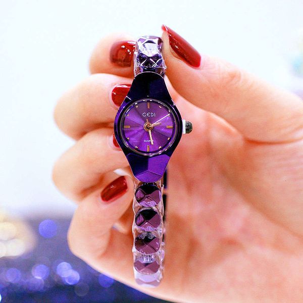 watch versatile korean fashion new women's small bracelet quartz steel band student fashion watch, Silver
watch versatile korean fashion new women's small bracelet quartz steel band student fashion watch, Silver