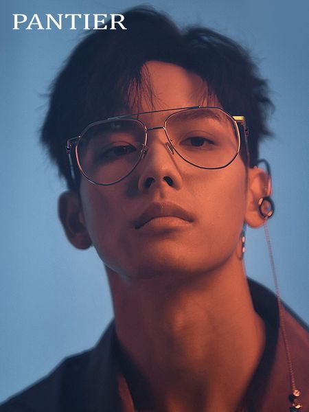 ultra light pure titanium aviator glasses for myopia male trend big frame color change blue anti radiation flat lens eyes female
ultra light pure titanium aviator glasses for myopia male trend big frame color change blue anti radiation flat lens eyes female